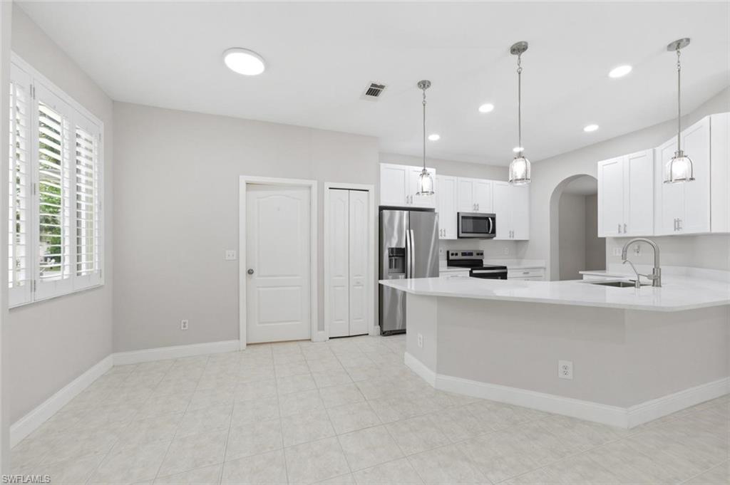 11528 Woodmount Ln Property Photo 12