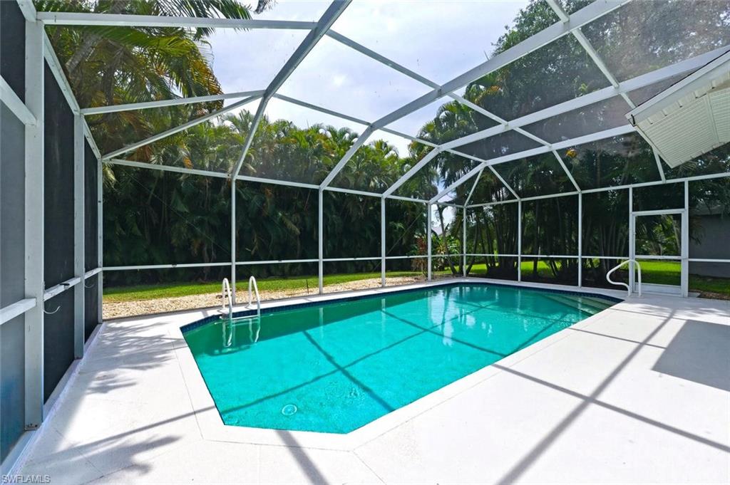 11528 Woodmount Ln Property Photo 31