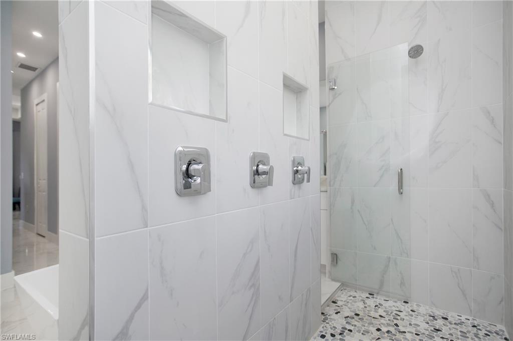 610 25th Ave Nw Property Photo 40