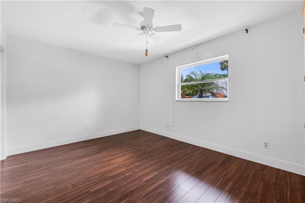 600 Valley Stream Dr D3 Property Photo 12