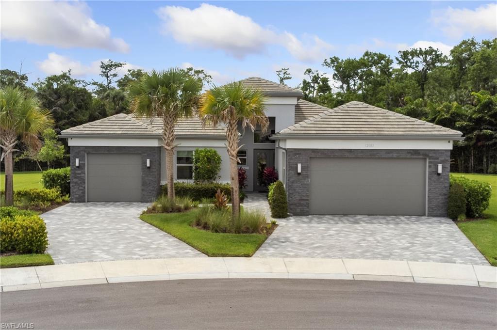 12083 Azalea Way Property Photo 2
