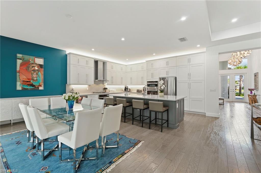 12083 Azalea Way Property Photo 4