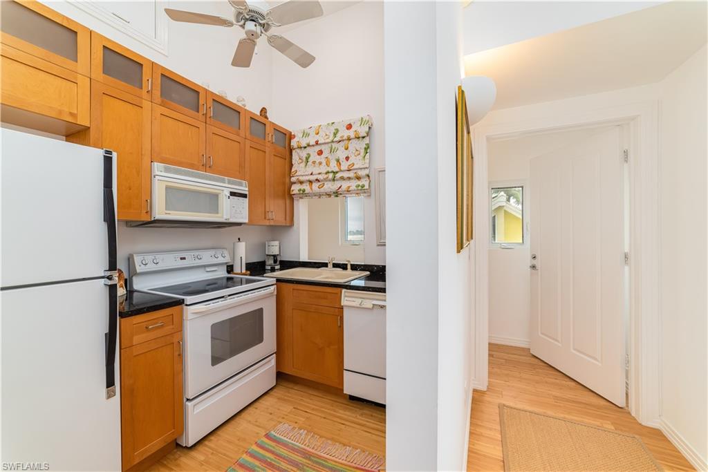 883 Galleon Dr Property Photo 25