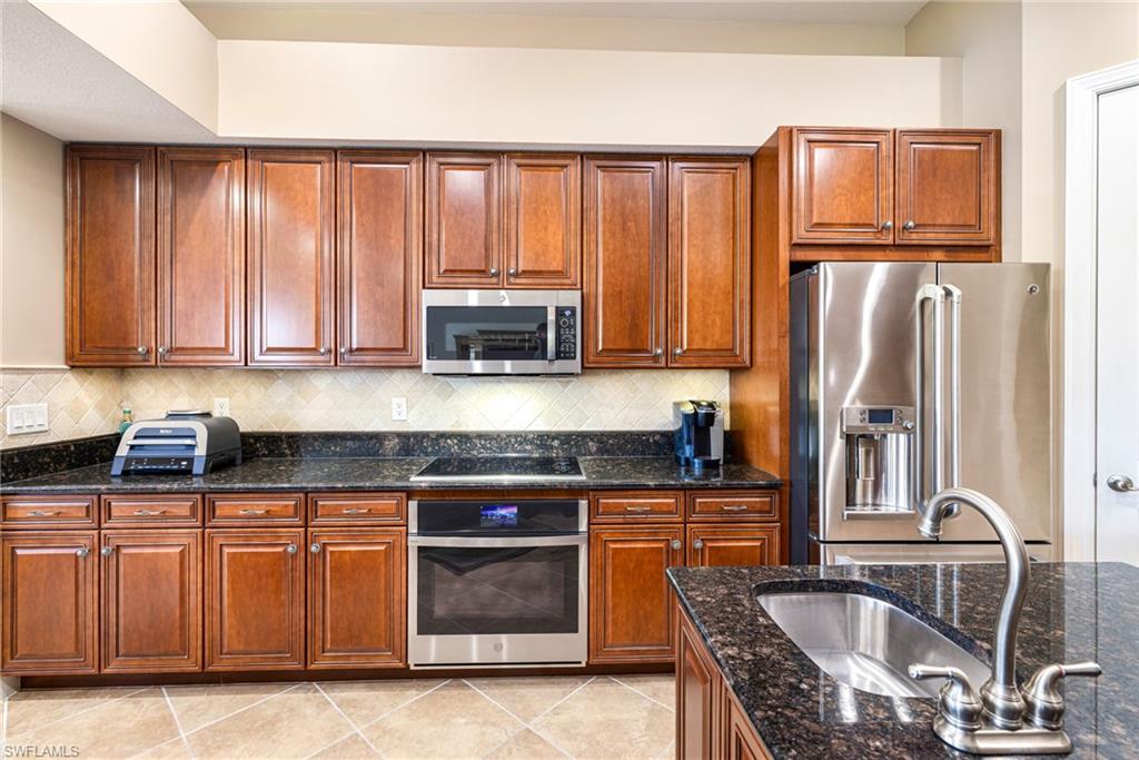 5710 Whispering Willow Way Property Photo 12