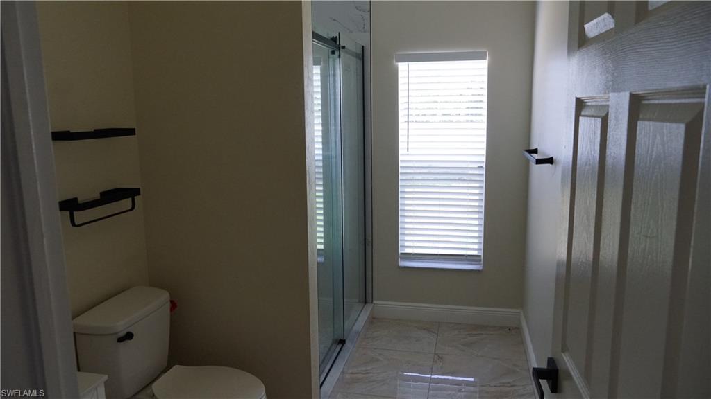 226019297 Property Photo 11