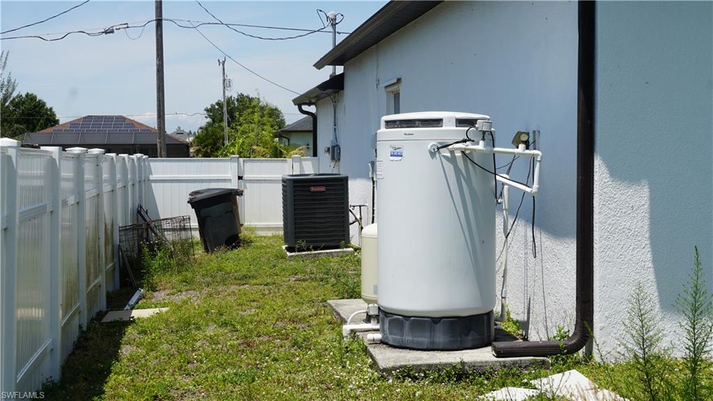 226019297 Property Photo 17