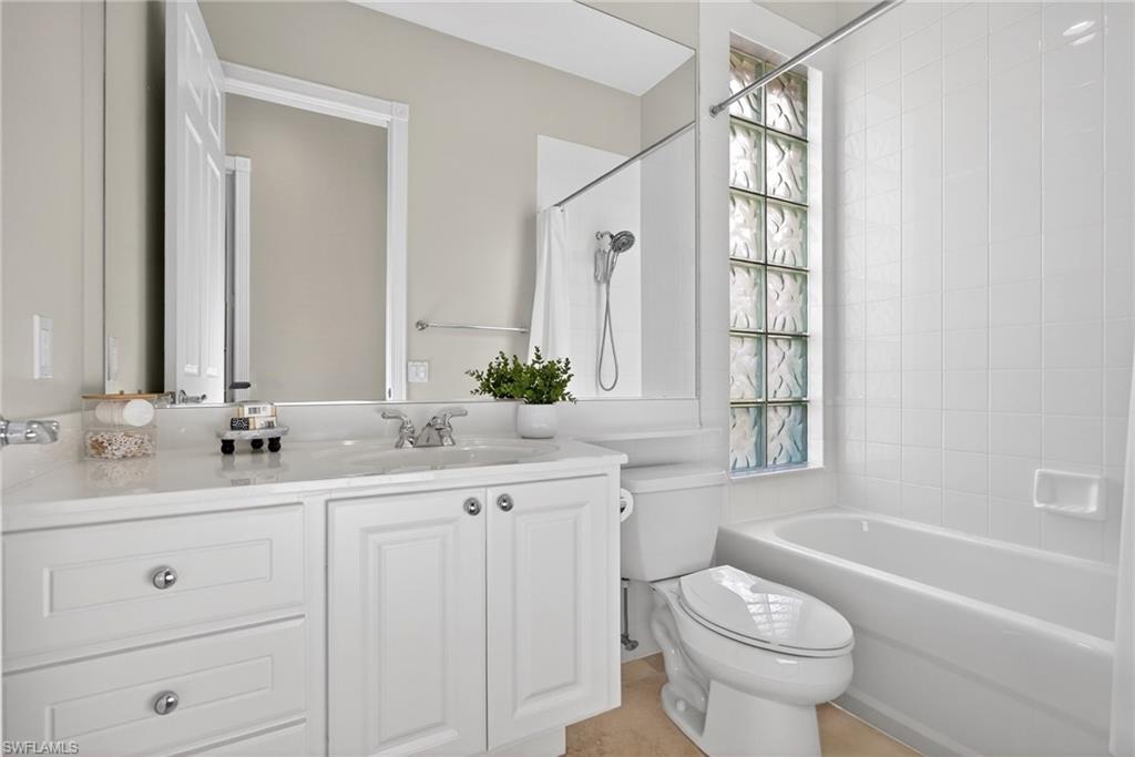 2271 Heydon Cir W Property Photo 23