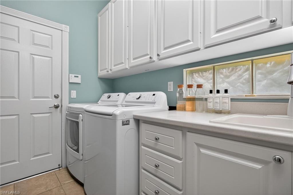 2271 Heydon Cir W Property Photo 24