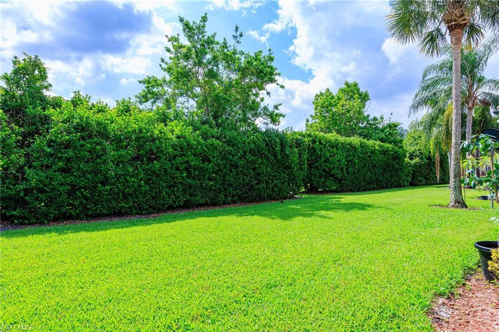 2271 Heydon Cir W Property Photo 25
