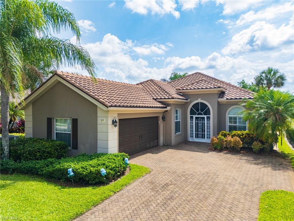 2271 Heydon Cir W Property Photo 26