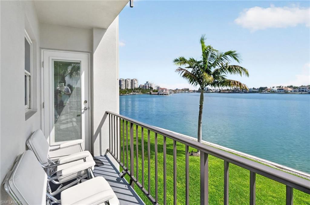 3400 Gulf Shore Blvd N M3 Property Photo 11