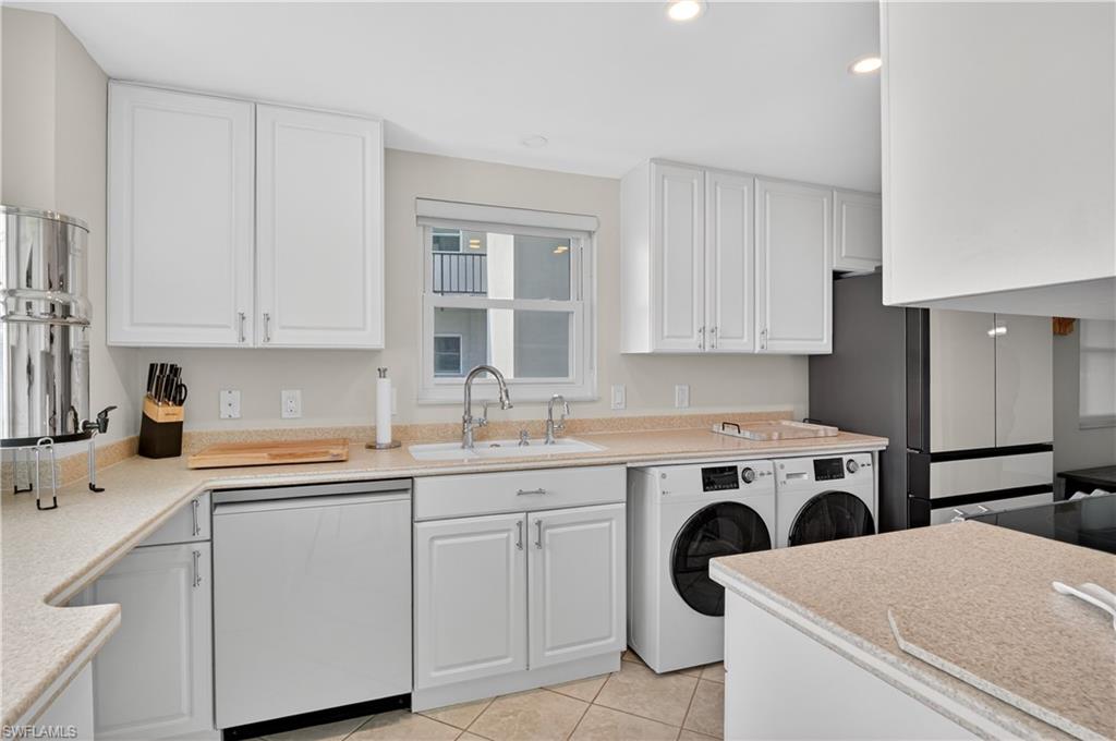 3400 Gulf Shore Blvd N M3 Property Photo 13