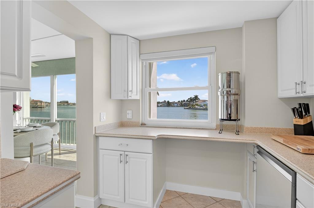 3400 Gulf Shore Blvd N M3 Property Photo 15