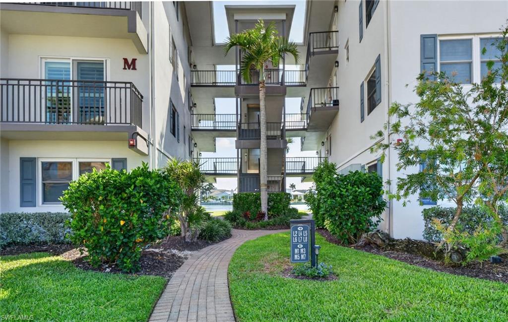3400 Gulf Shore Blvd N M3 Property Photo 27