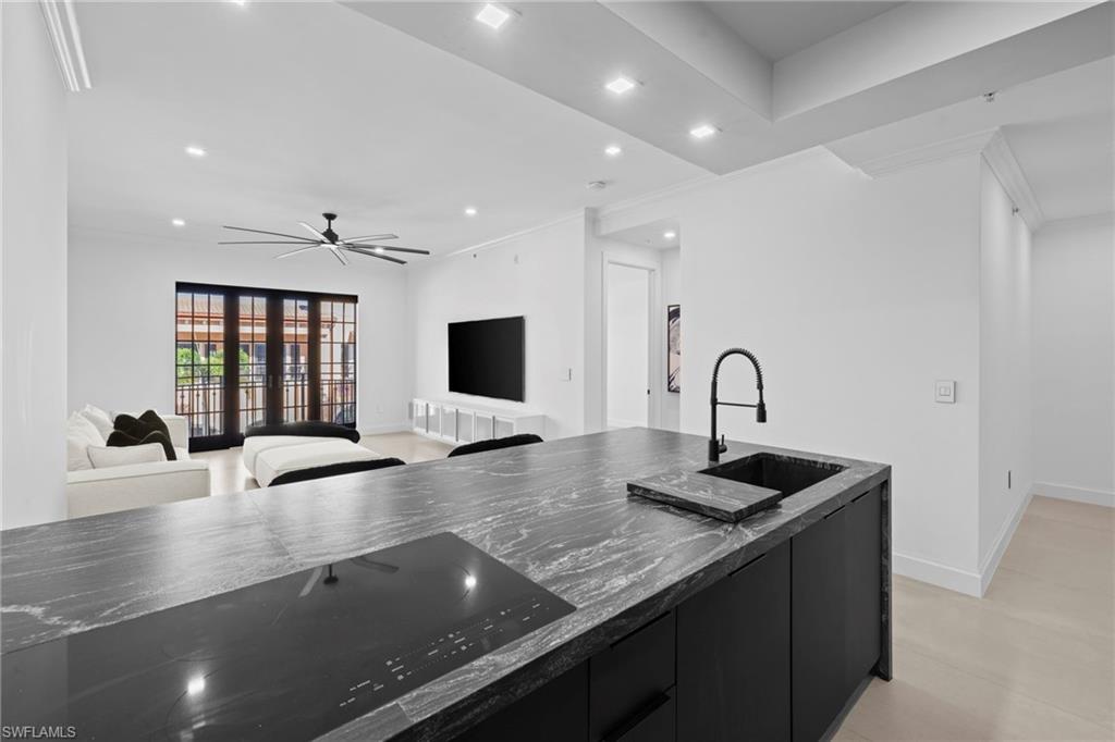 23191 Fashion Dr 8106 Property Photo 1