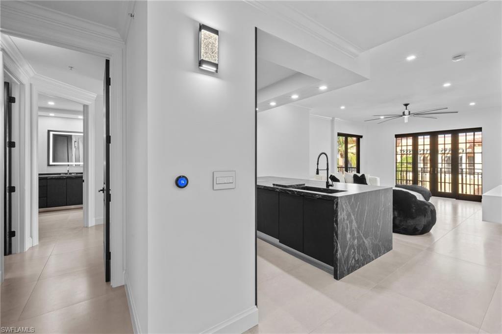 23191 Fashion Dr 8106 Property Photo 6
