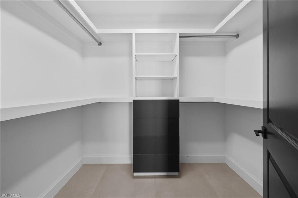 23191 Fashion Dr 8106 Property Photo 20