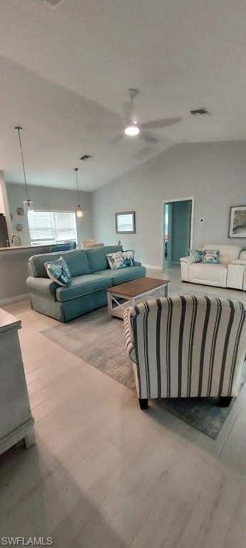 431 Lazy Way Property Photo 32