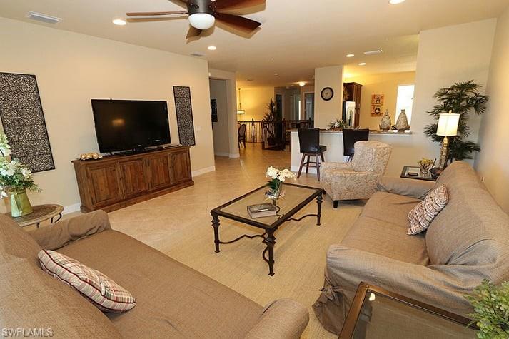 6525 Monterey Pt 203 Property Photo 5
