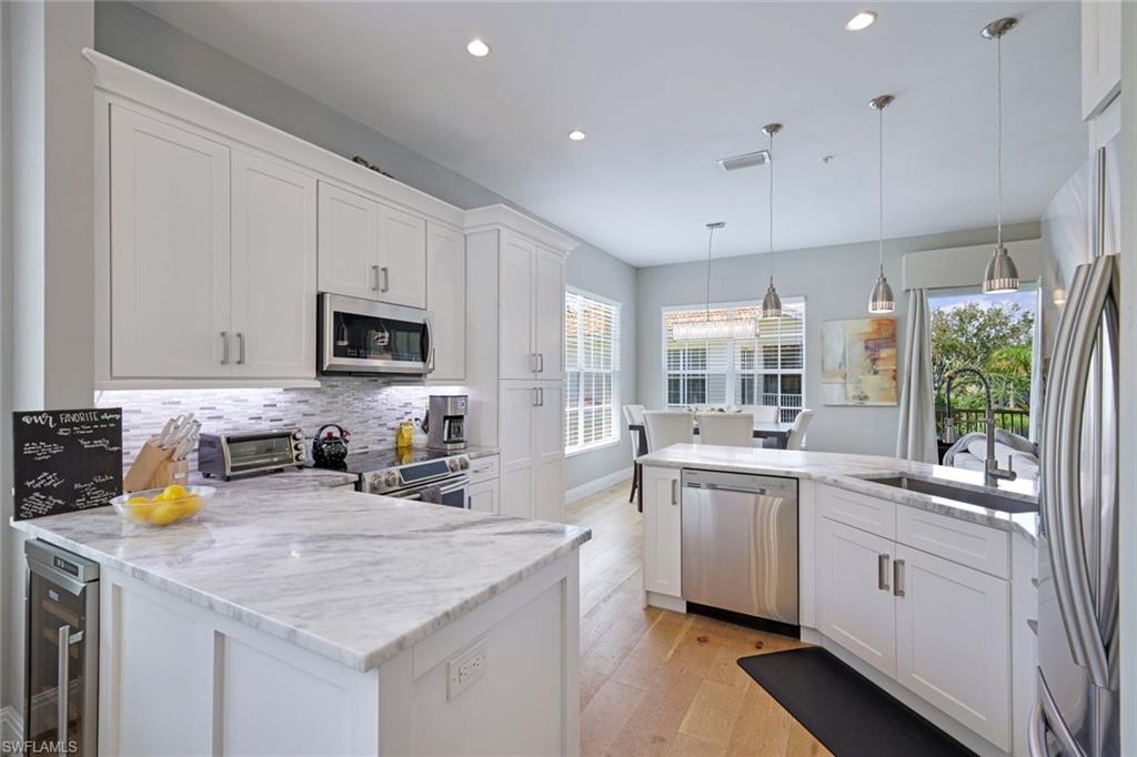 898 Egrets Run 201 Property Photo 5