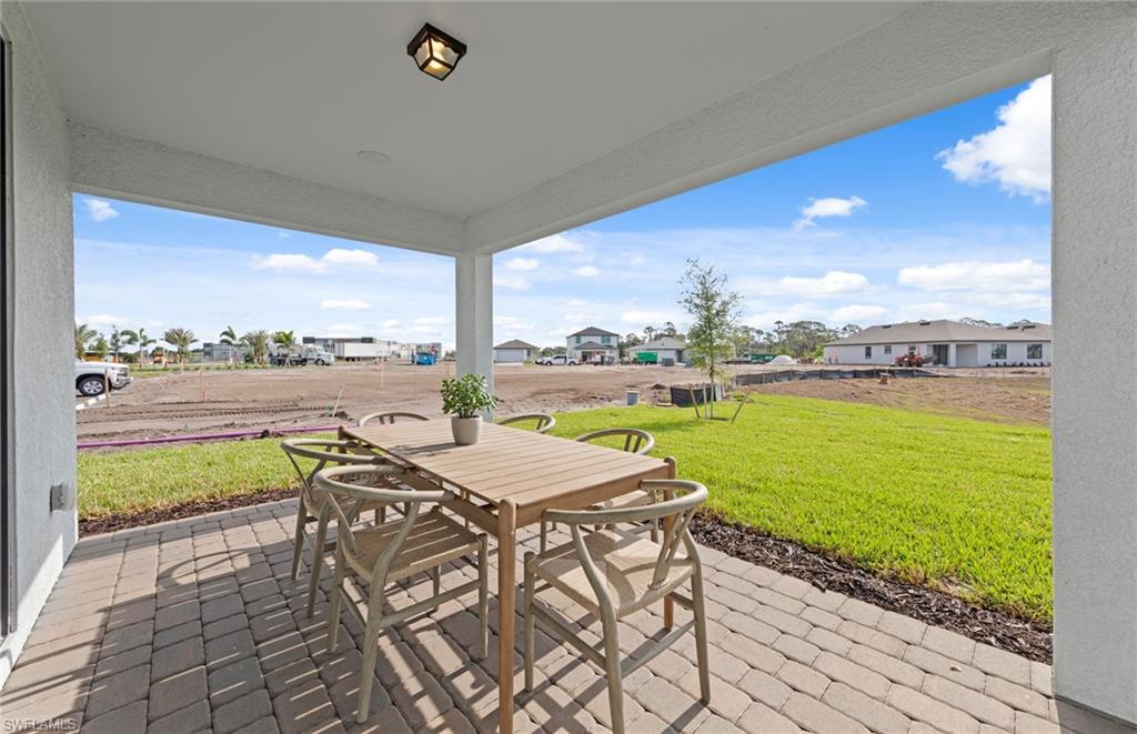 605 Oasis Lake Pl Property Photo 34