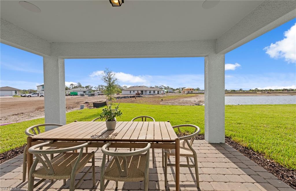 605 Oasis Lake Pl Property Photo 35