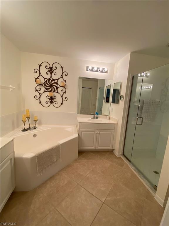 3465 Laurel Greens Ln S 103 Property Photo 6