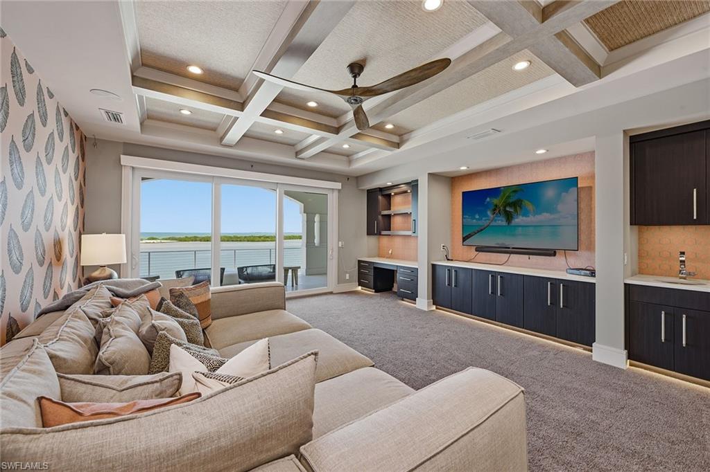 158 Beach Dr Property Photo 30