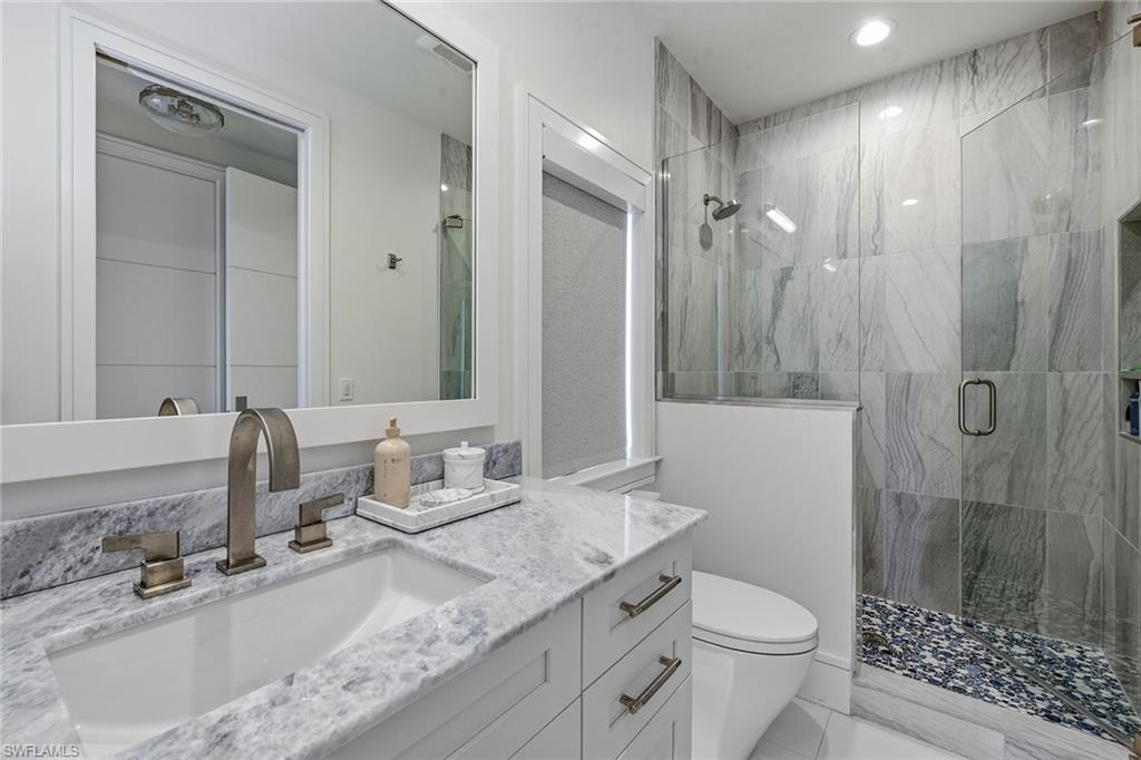 158 Beach Dr Property Photo 39