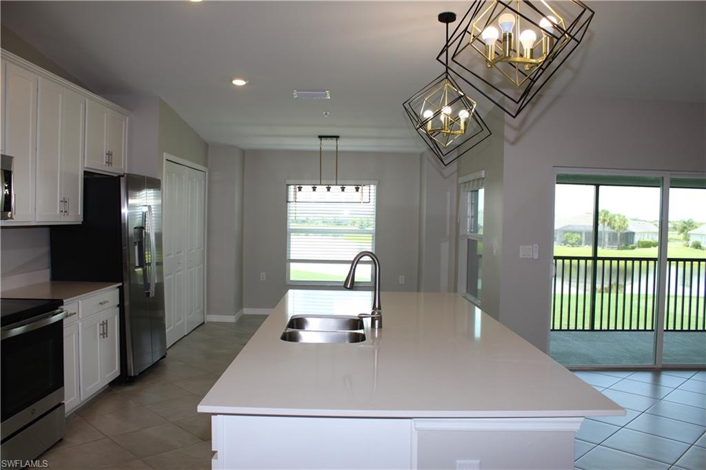 5466 Double Eagle Cir 3424 Property Photo 2