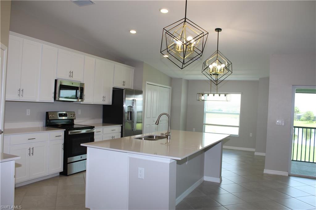 5466 Double Eagle Cir 3424 Property Photo 3