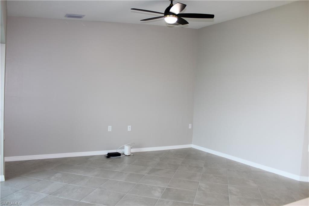 5466 Double Eagle Cir 3424 Property Photo 8