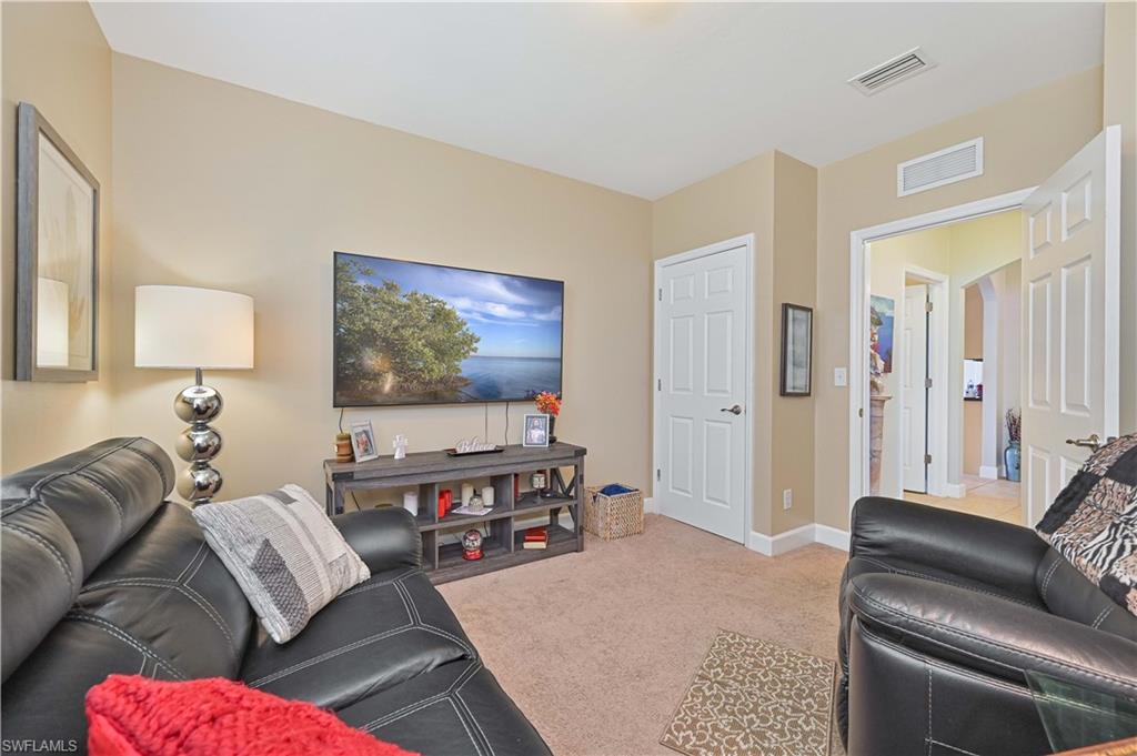 2877 Apple Blossom Dr Property Photo 13