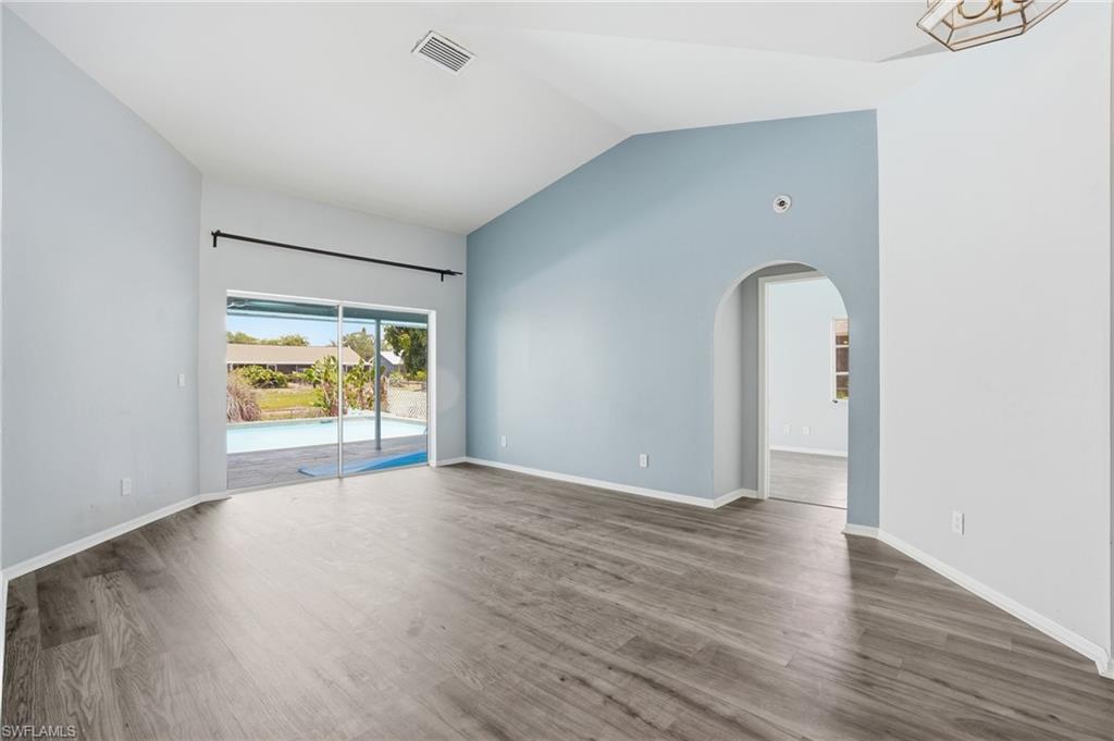 17306 Meadow Lake Cir Property Photo 7