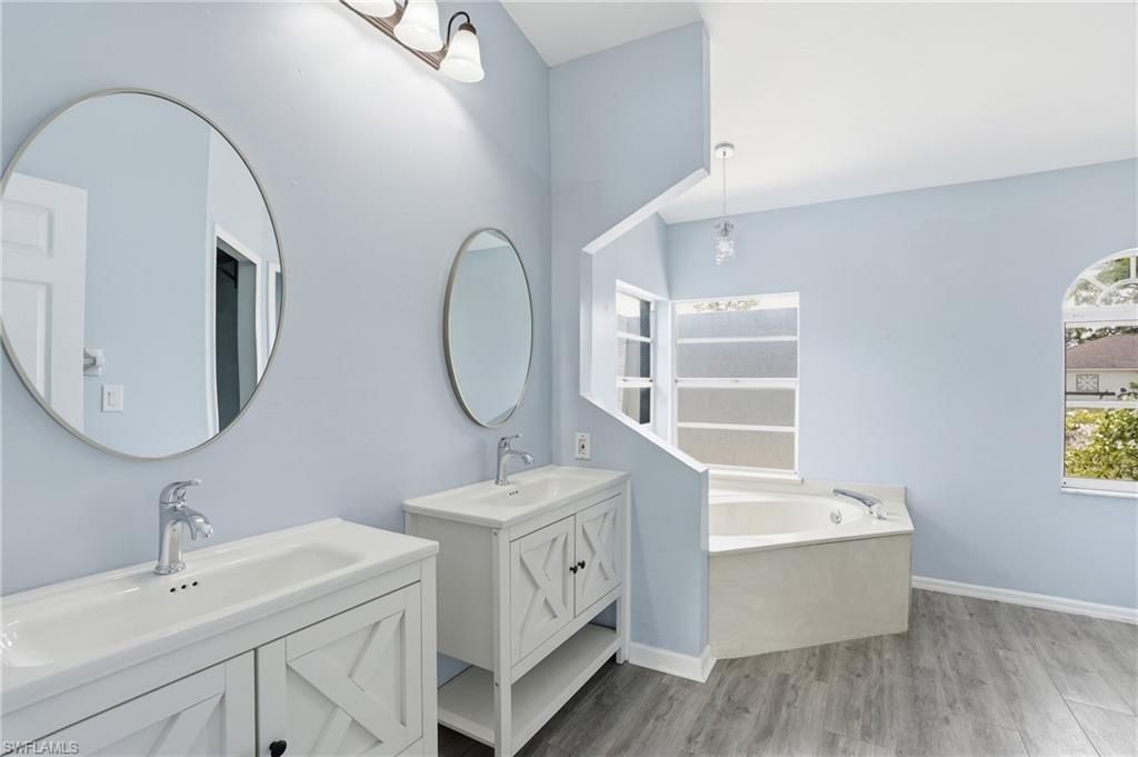 17306 Meadow Lake Cir Property Photo 22