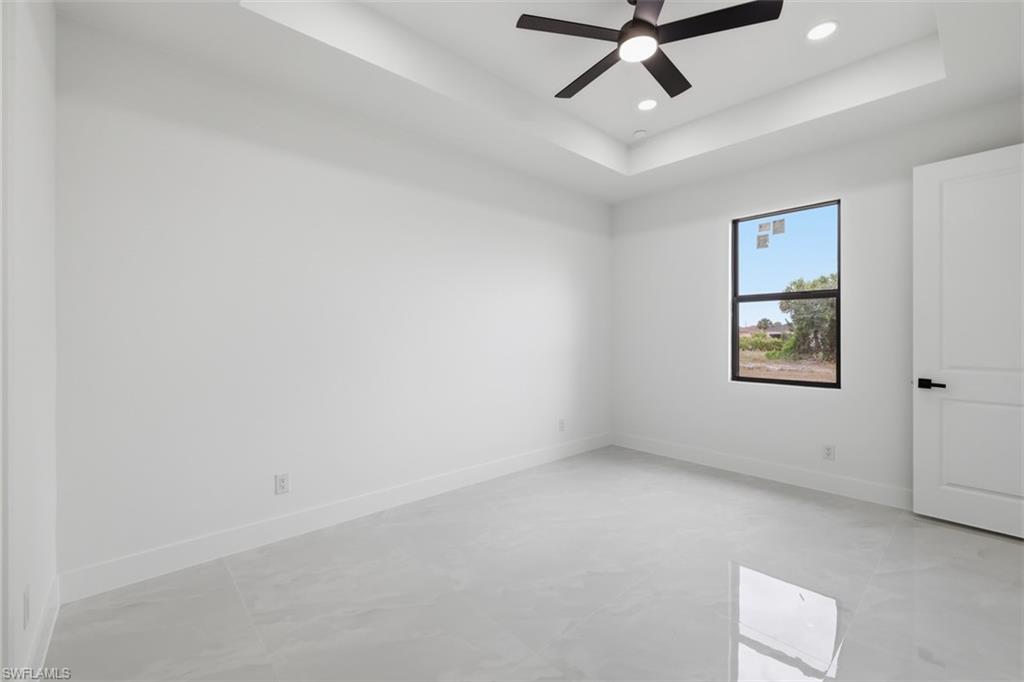1222 Earnest St E Property Photo 19