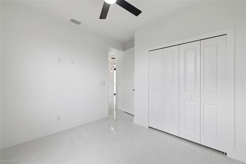 1222 Earnest St E Property Photo 24