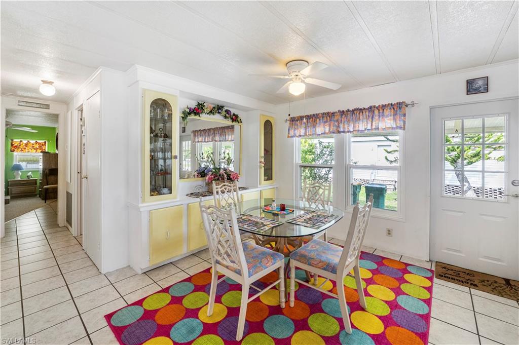 280 Grassy Key Ln Property Photo 8