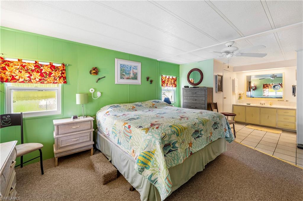 280 Grassy Key Ln Property Photo 12