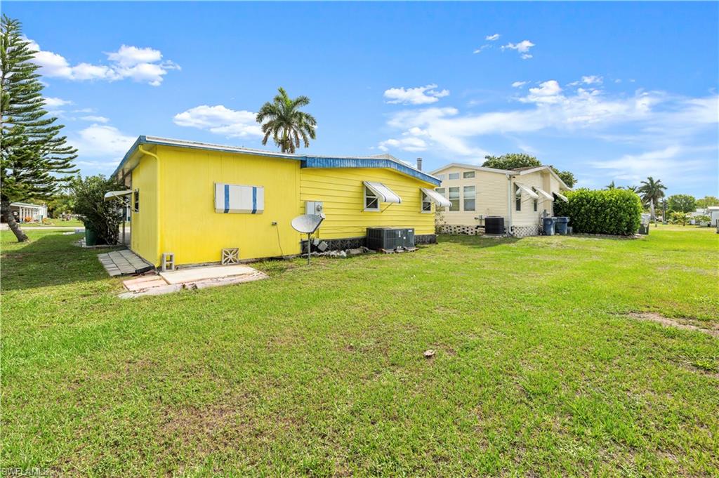 280 Grassy Key Ln Property Photo 17