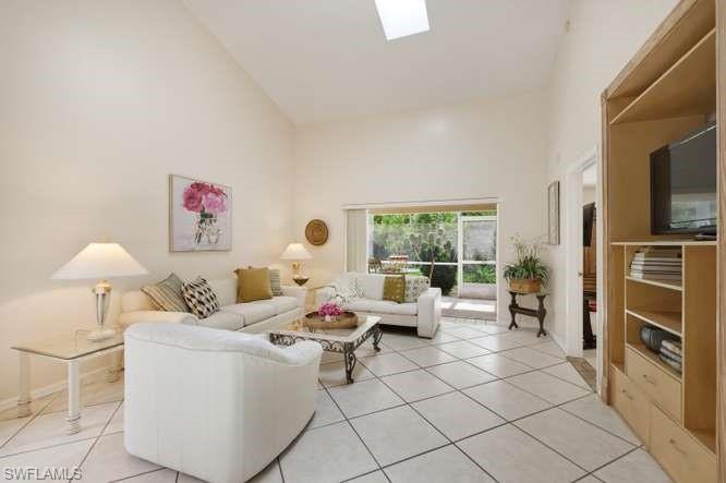 4718 Via Carmen Property Photo 11
