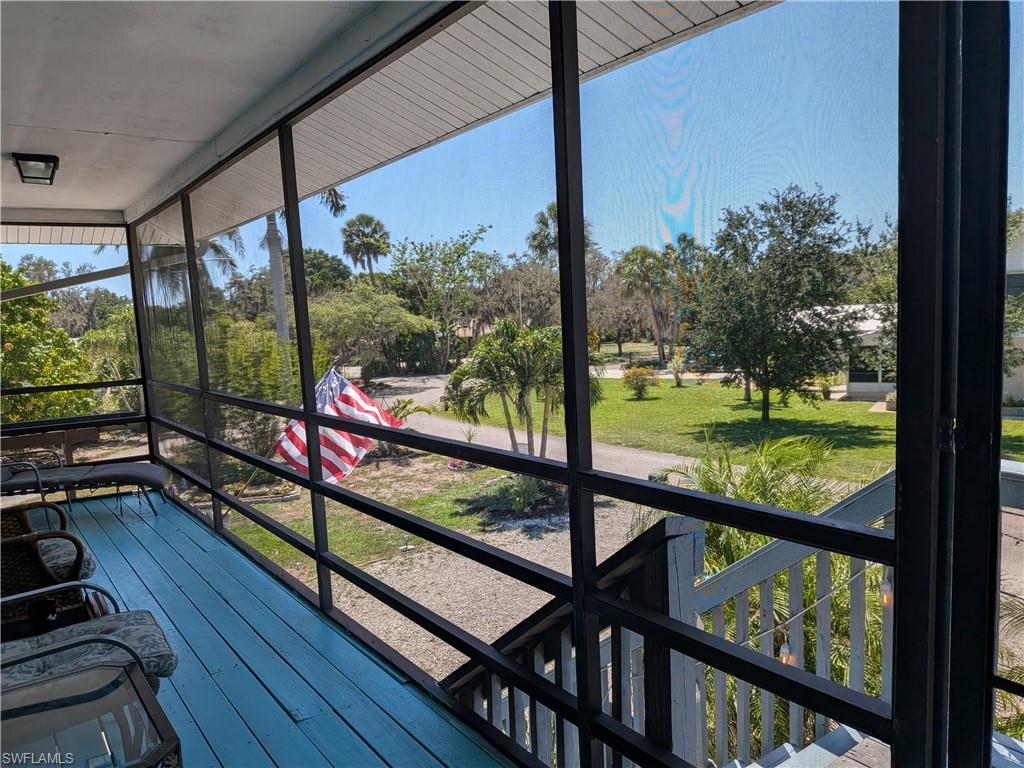 27599 Lime St Property Photo 6