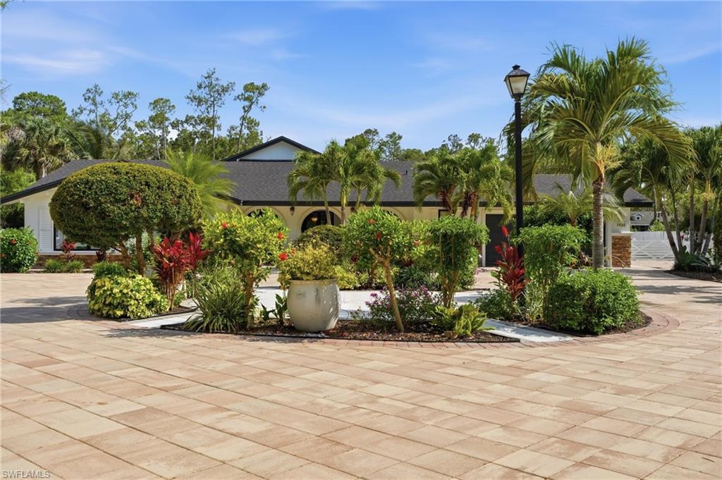 5930 Sea Grass Ln Property Photo 5