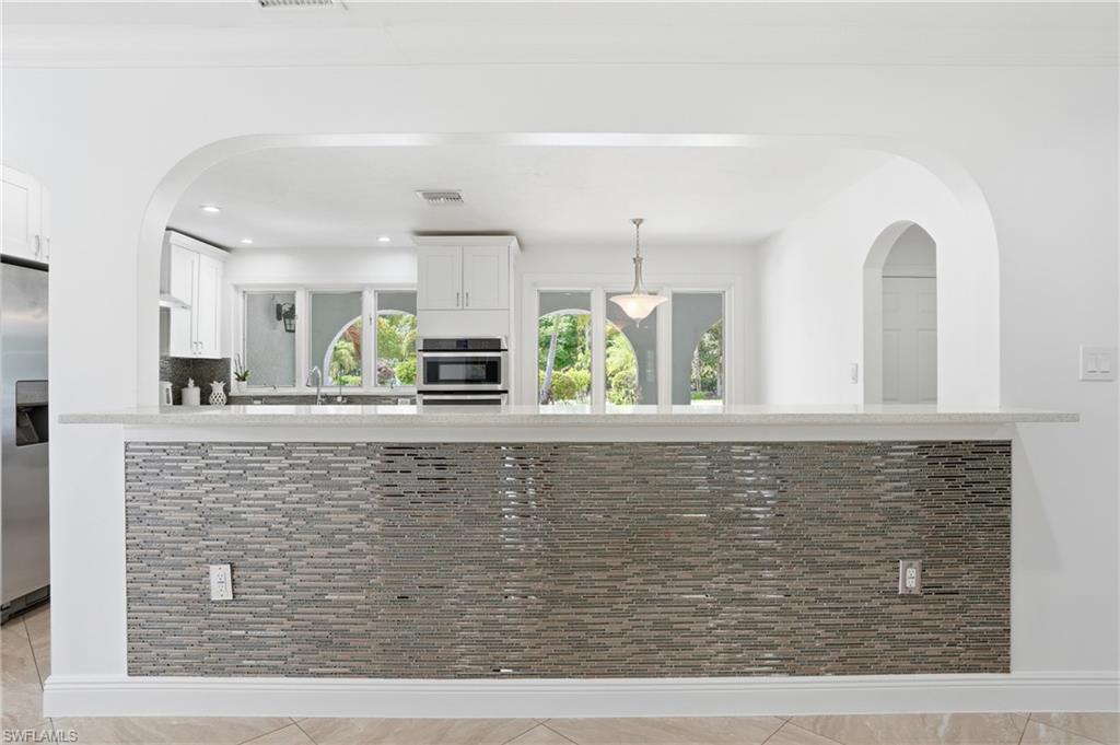 5930 Sea Grass Ln Property Photo 14