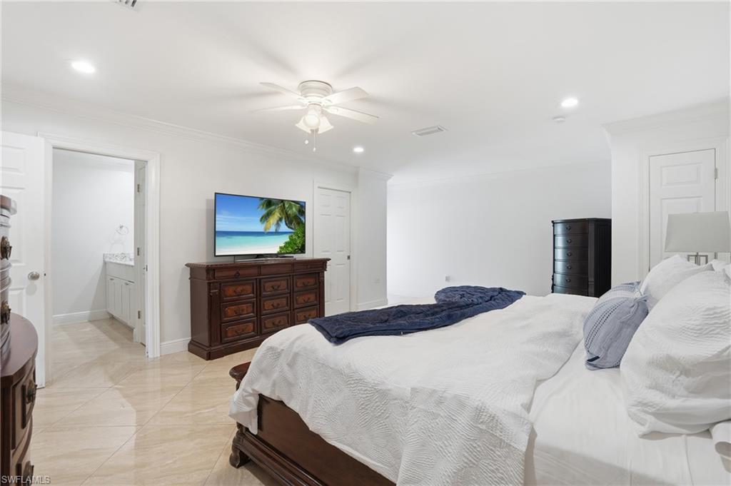 5930 Sea Grass Ln Property Photo 21