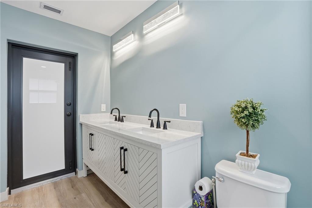 5930 Sea Grass Ln Property Photo 31