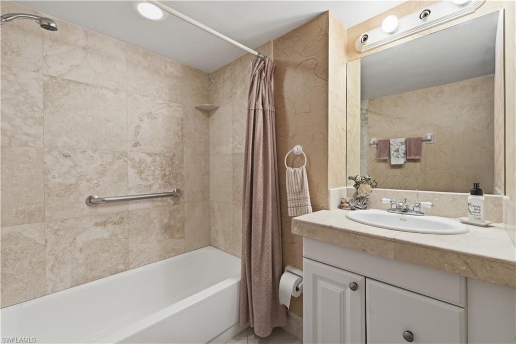 9395 Pennsylvania Ave 6 Property Photo 10
