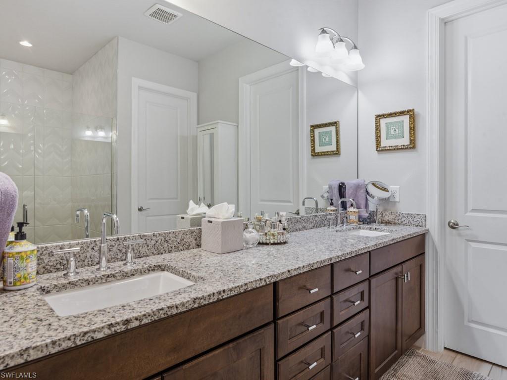 8947 Saint Lucia Dr Property Photo 11