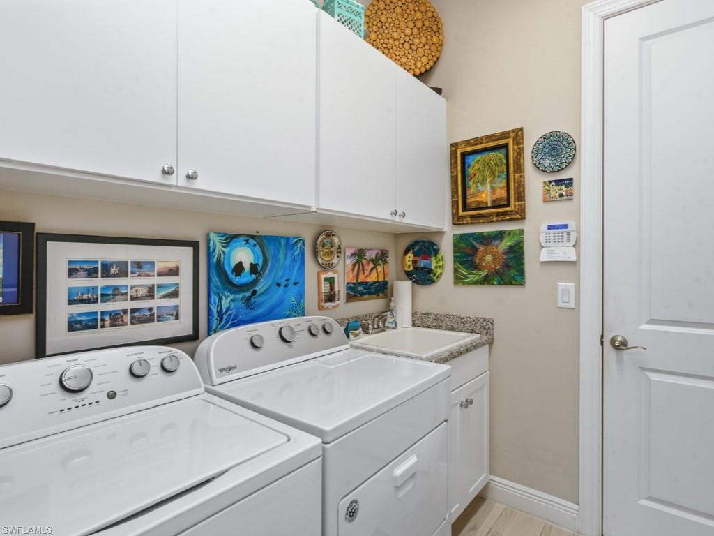8947 Saint Lucia Dr Property Photo 14