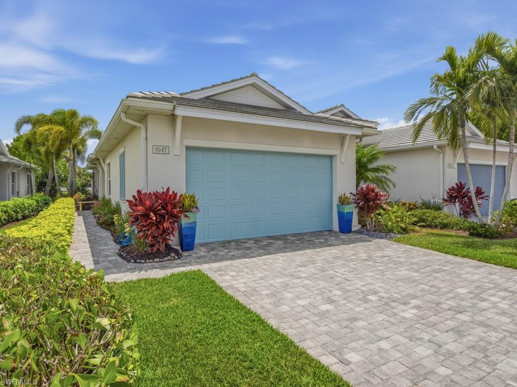 8947 Saint Lucia Dr Property Photo 18